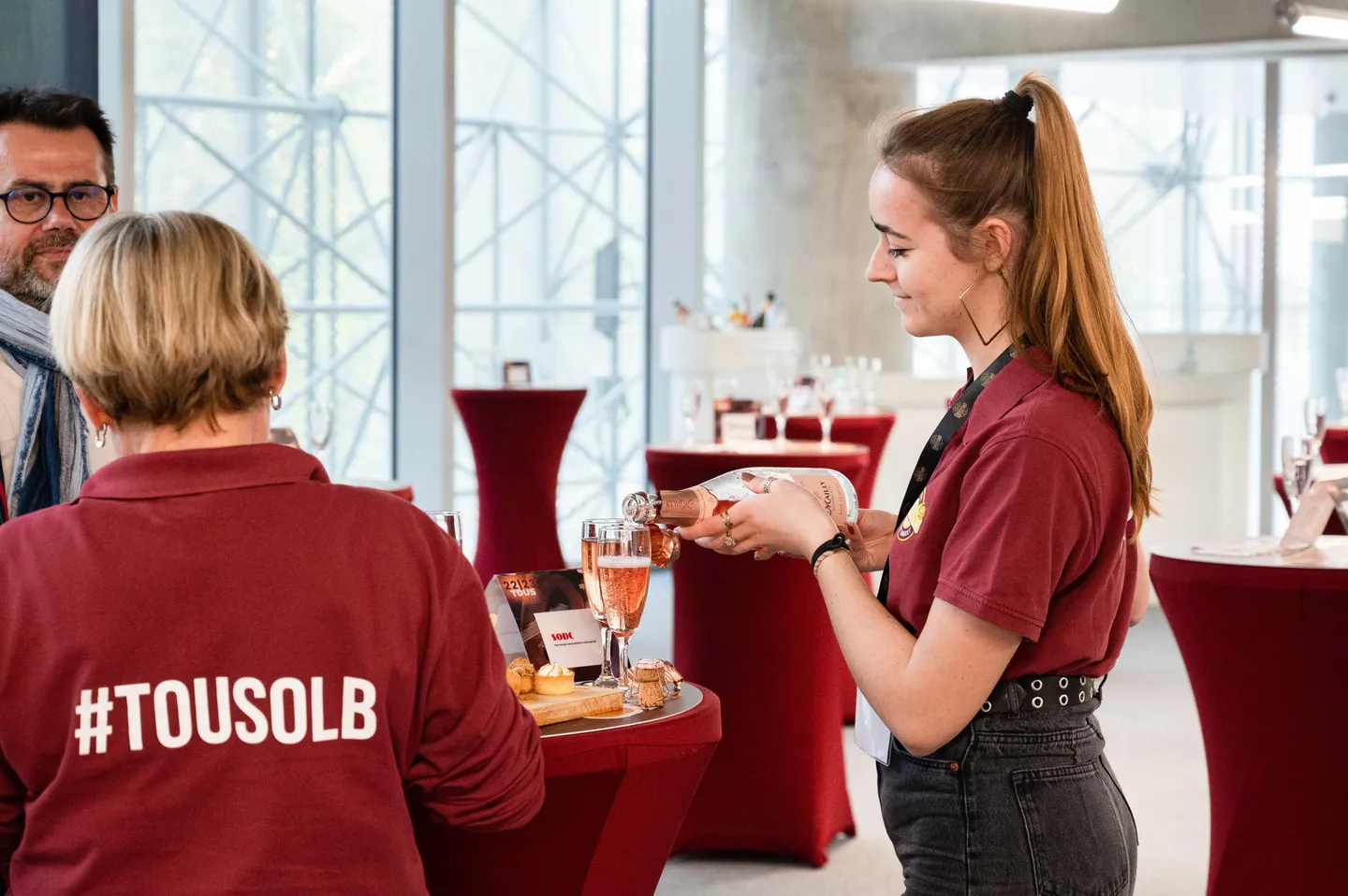 Service des boissons lors d’un événement sportif